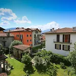 Διαμέρισμα Penthouse Federico With View - Residenza Silvana Βερμπάνια