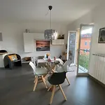 Penthouse Federico With View - Residenza Silvana Βερμπάνια