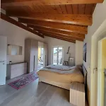 Penthouse Federico With View - Residenza Silvana * Βερμπάνια