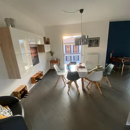 Penthouse Federico With View - Residenza Silvana *