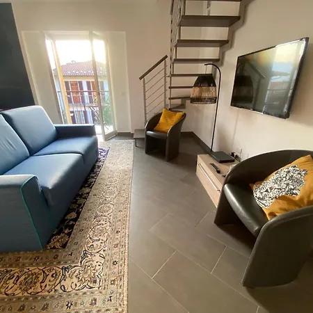 Penthouse Federico With View - Residenza Silvana Apartment *