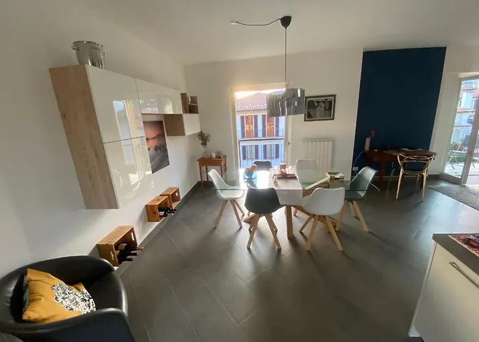 Penthouse Federico With View - Residenza Silvana *